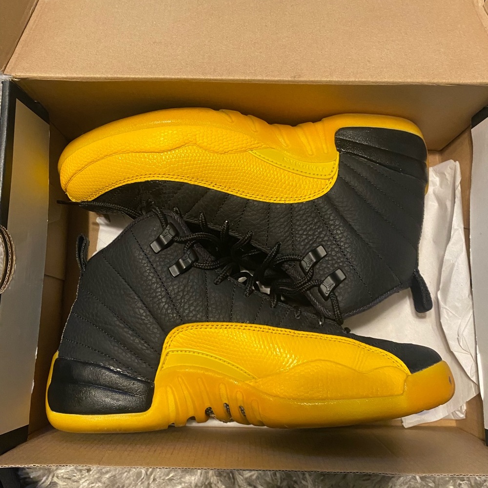 Jordan 12’s